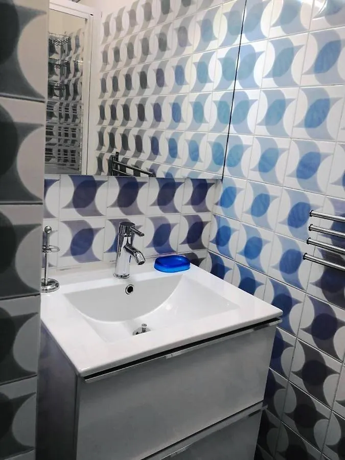 Studio 37M2 A Saint Cyr Sur Mer - Les Lecques - Proche Mer - Parking - Tout Confort - Calme Apartment
