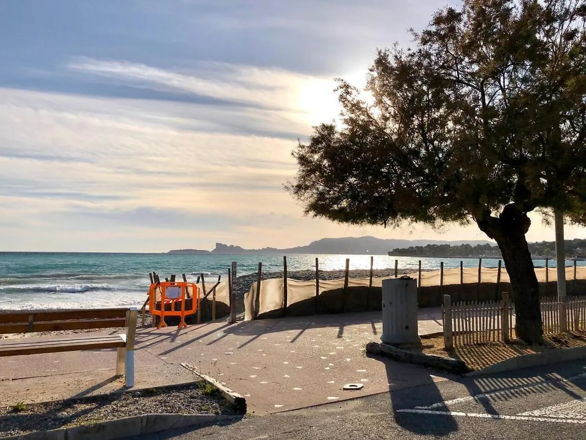 Apartment Studio 37M2 A Saint Cyr Sur Mer - Les Lecques - Proche Mer - Parking - Tout Confort - Calme France